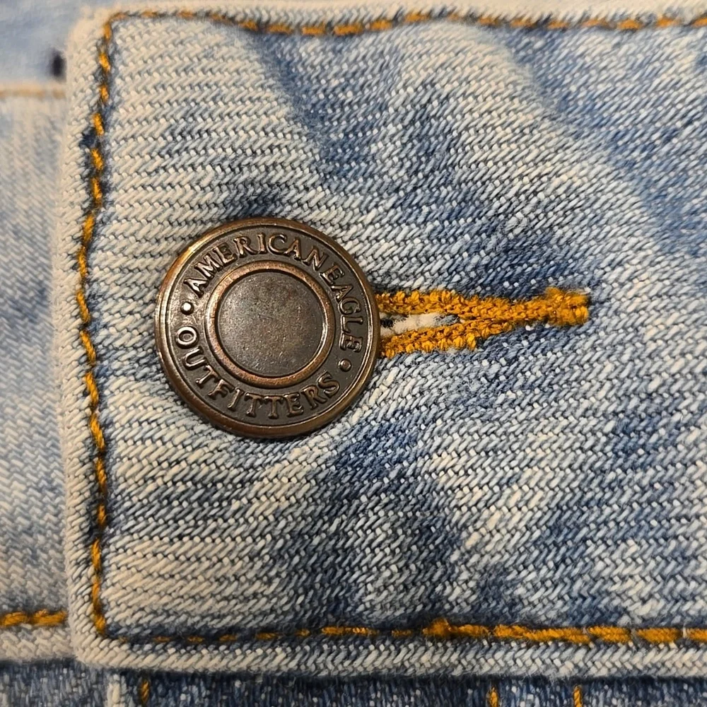 VTG AMERICAN EAGLE OUTFITTERS DENIM SKIRT W/ FRONT ZIPPERS. SIZE 10.